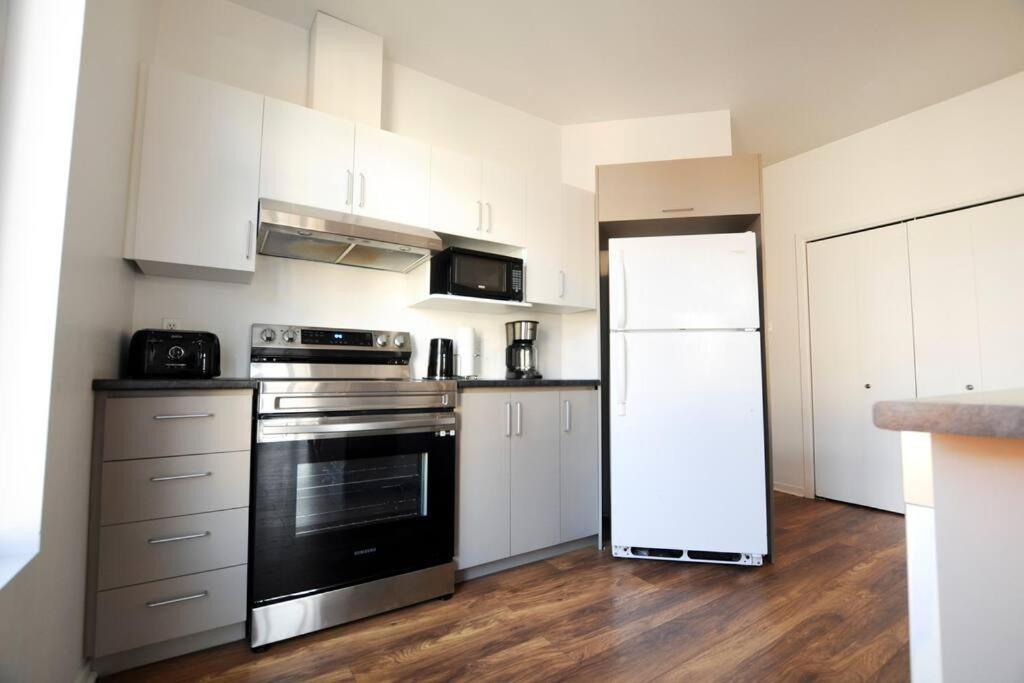 The 1810 - Spacious With Balcony - North Of Quebec Екстериор снимка